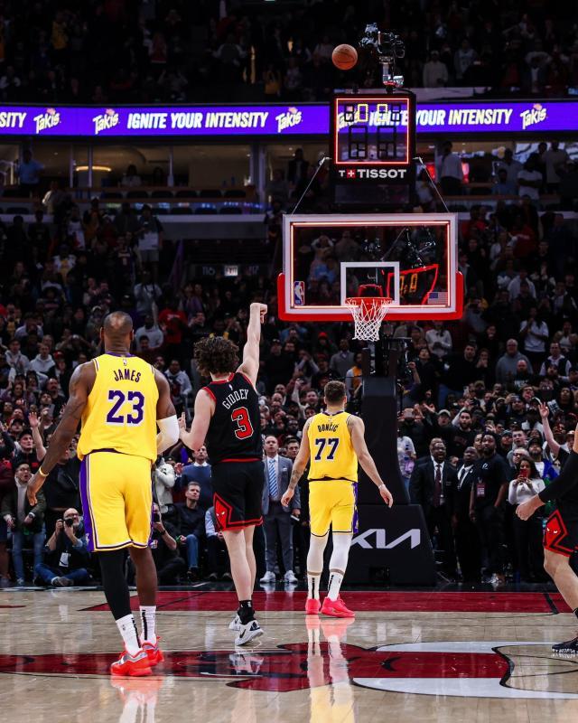 1743133084383032578.jpg GnGLX3RXgAALNYu.jpg