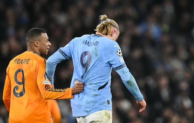 对于“新绝代双骄”这个过时概念，亨利有一番高见